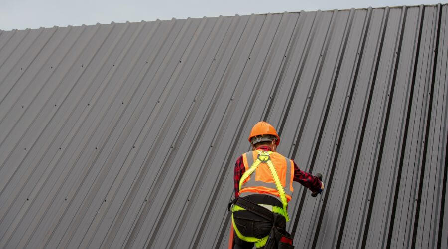 Professional metal roof installation services in Poplar Bluff, MO
